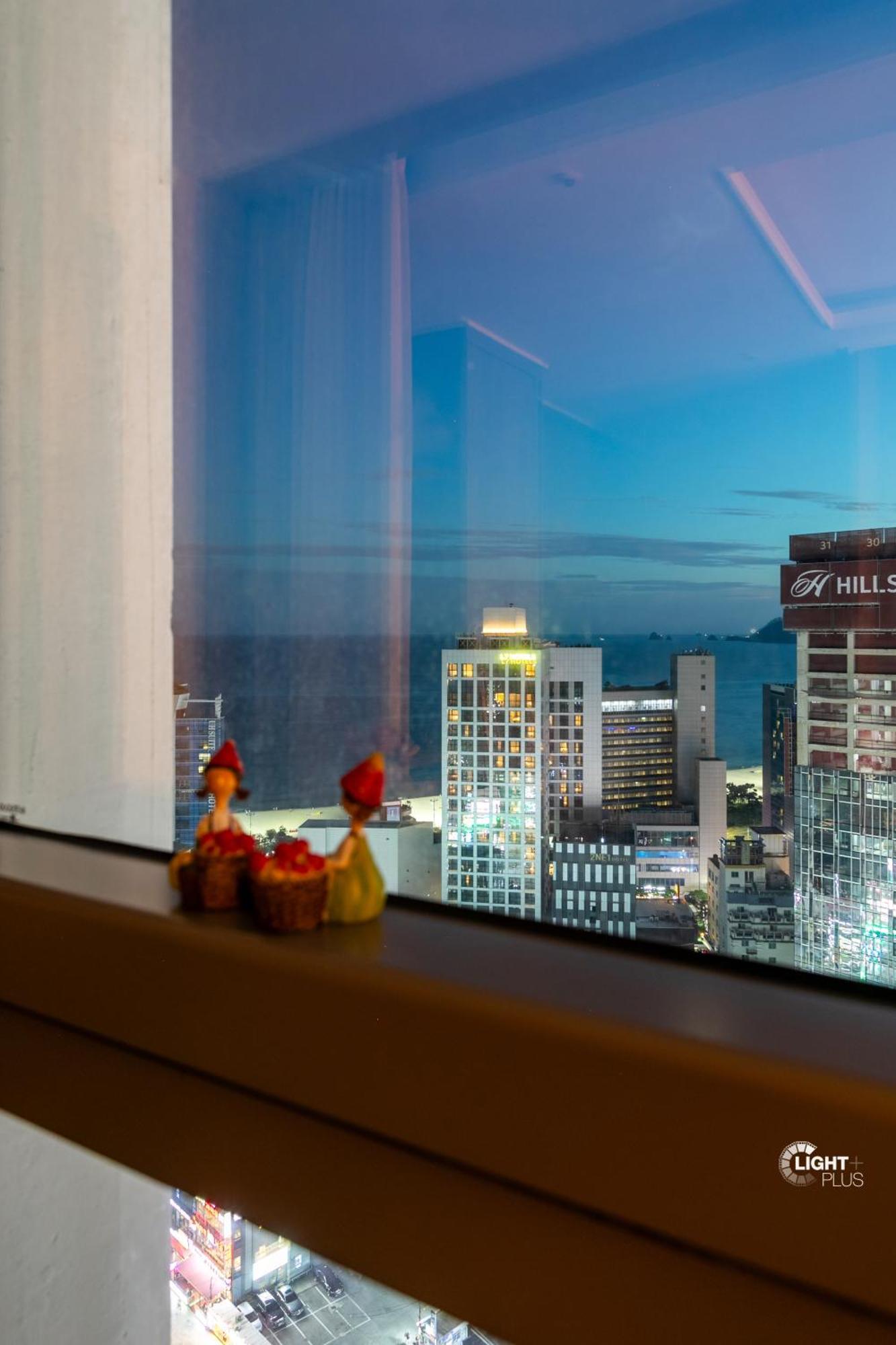 Hera Haeundae Beach Premium Ocean View # Sea View Busan Exteriör bild