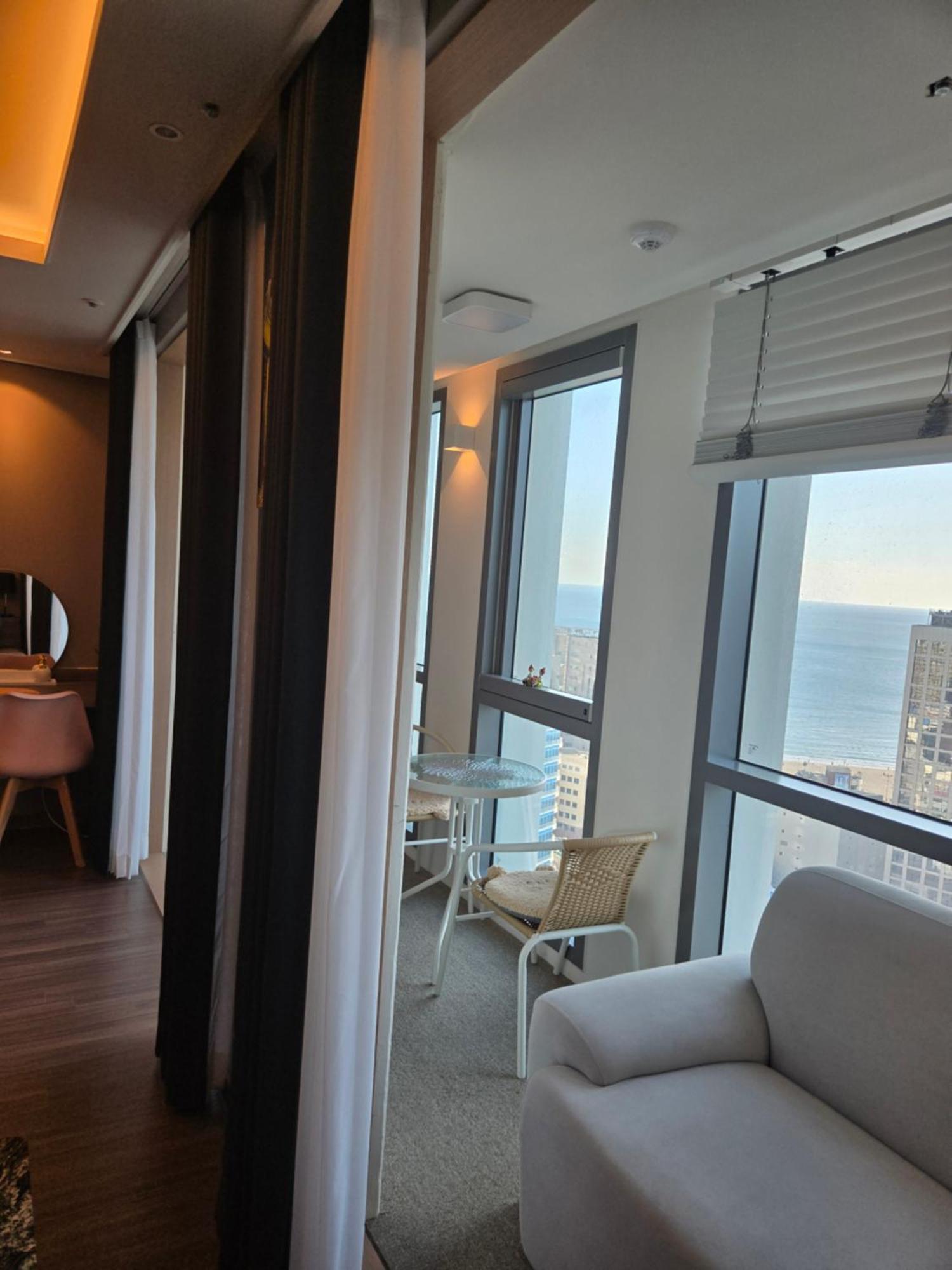 Hera Haeundae Beach Premium Ocean View # Sea View Busan Exteriör bild