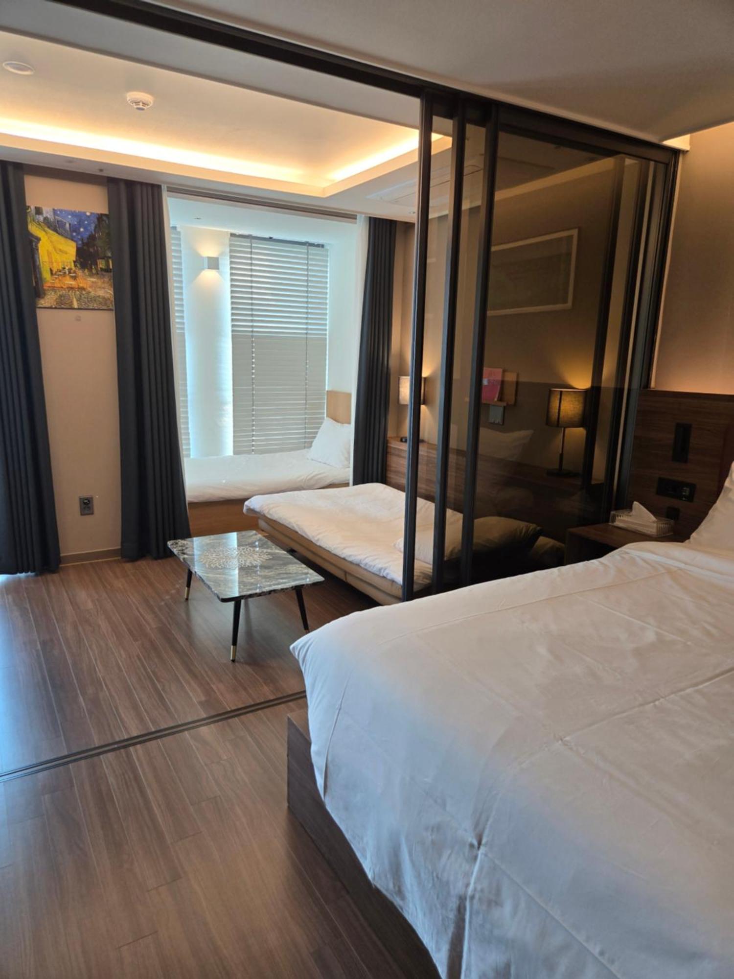 Hera Haeundae Beach Premium Ocean View # Sea View Busan Exteriör bild